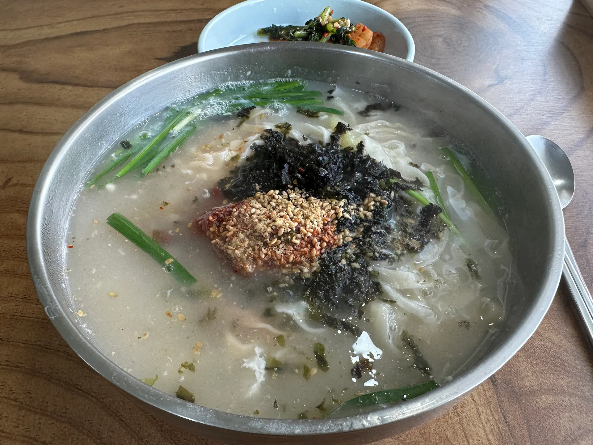 원 칼국수